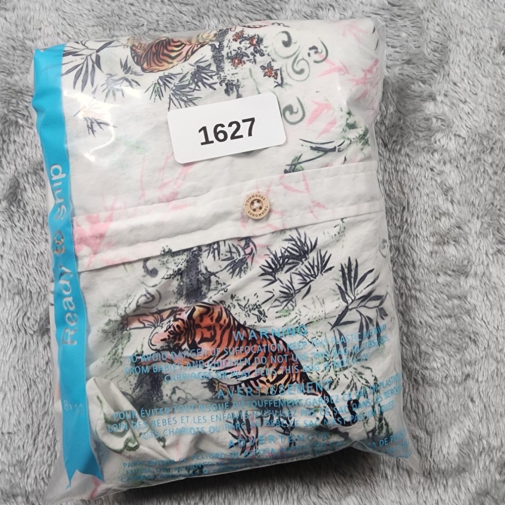 7Diamonds Shirt Mens XL White Wild Thoughts Pagoda Tiger Print Hawaiian - Picture 12 of 12